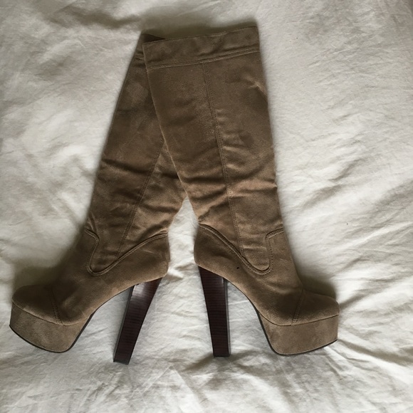 Suede Boots - Picture 2 of 8